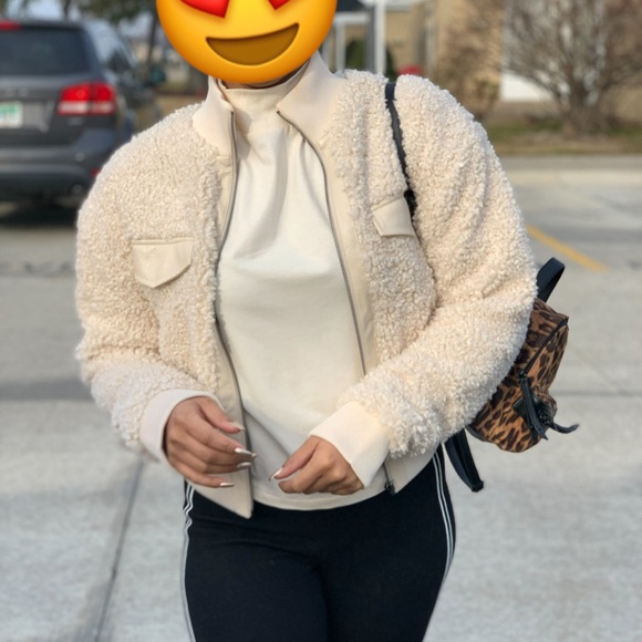 Express Sherpa Jacket!! Express x Negin Mirsalehi collection! Worn once - Picture 3 of 7